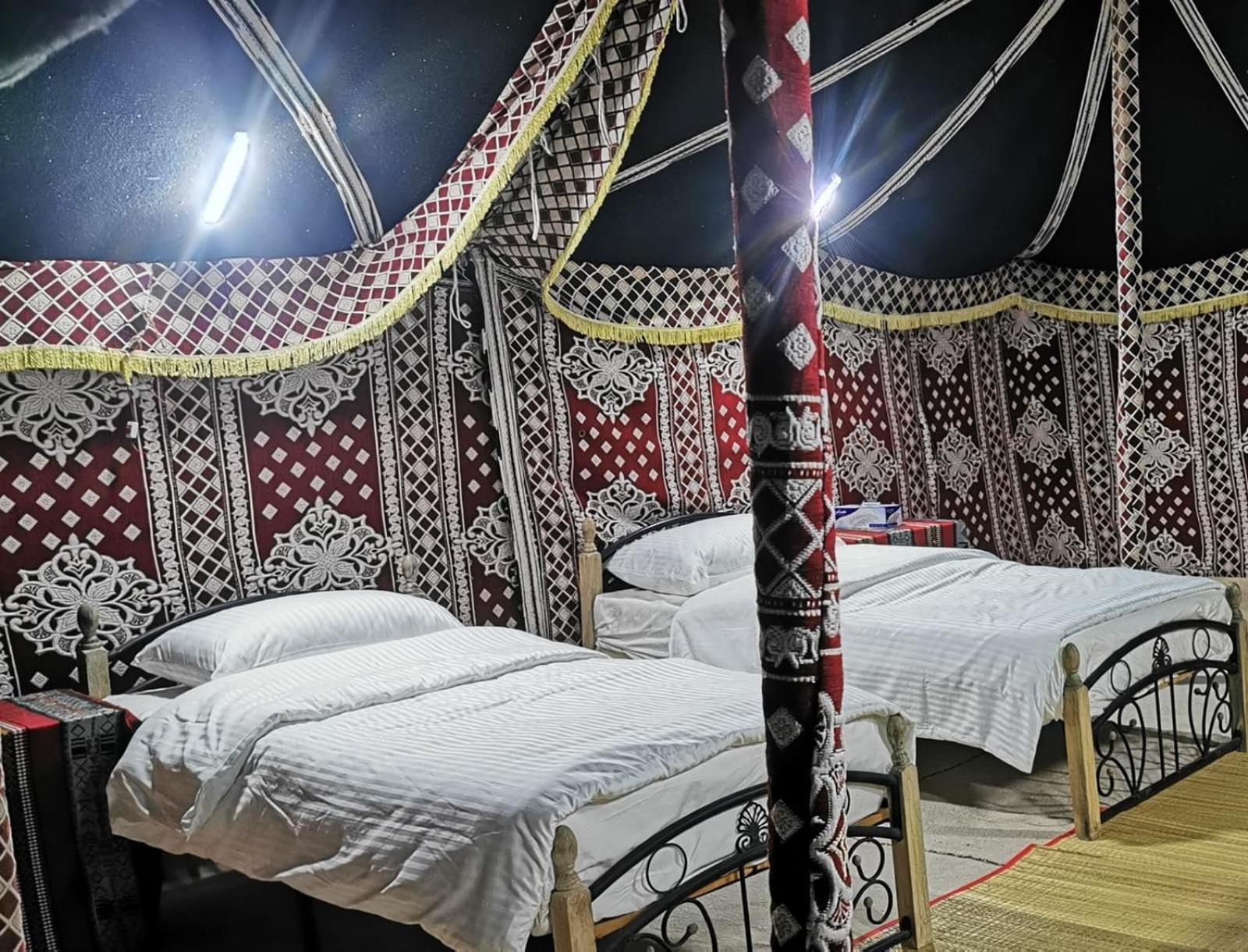Desert Wonders Camp Ḩawīyah Exterior foto